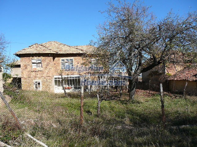 Houses for sale near Targovishte - 10930