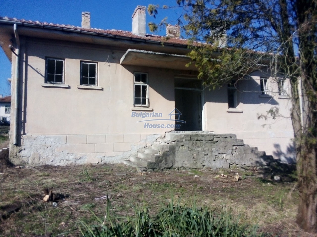 Houses for sale near Varna - 13653