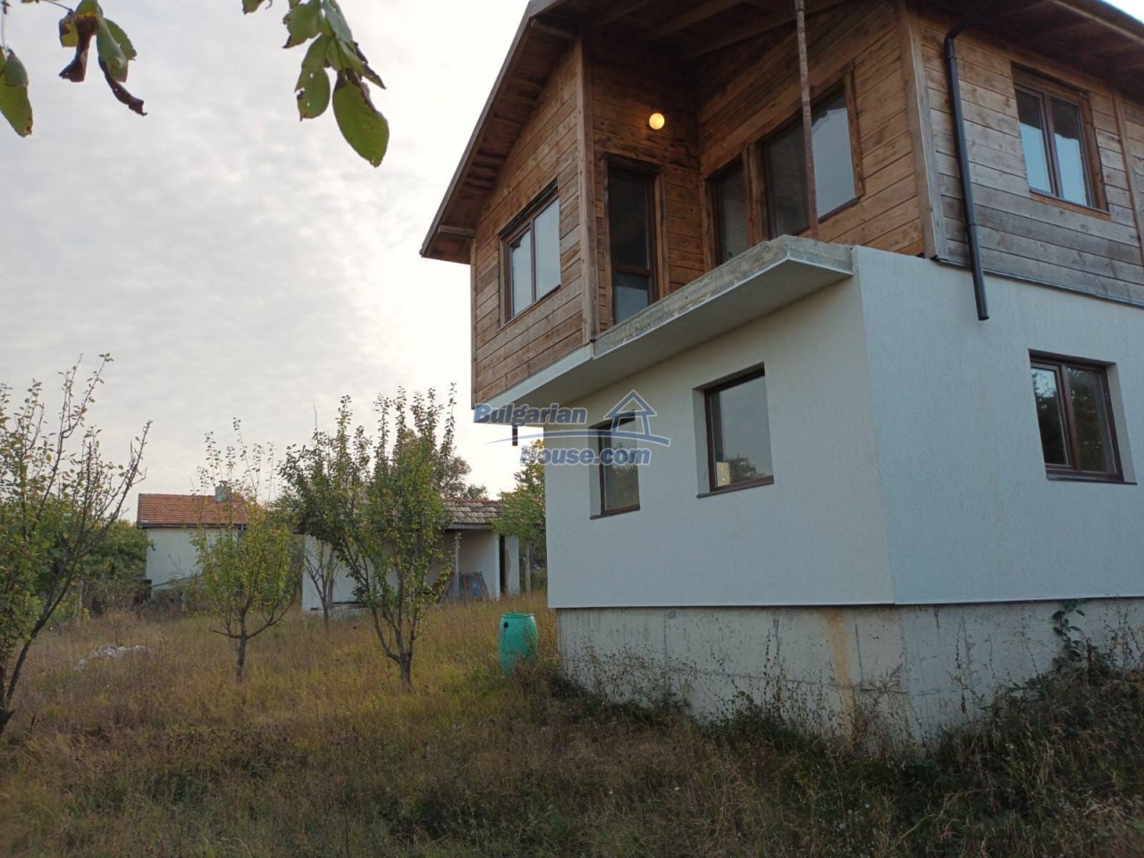 Къщи за продан до Варна - 13656