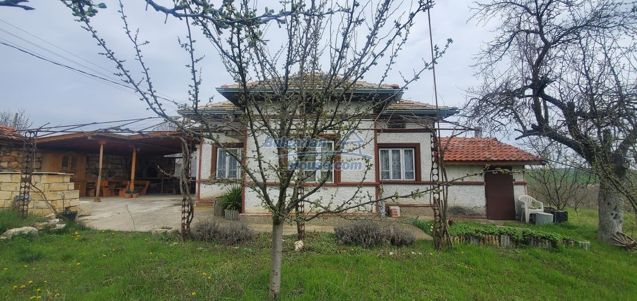 Къщи за продан до Добрич - 13738