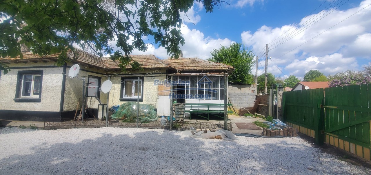 Къщи за продан до Добрич - 14061