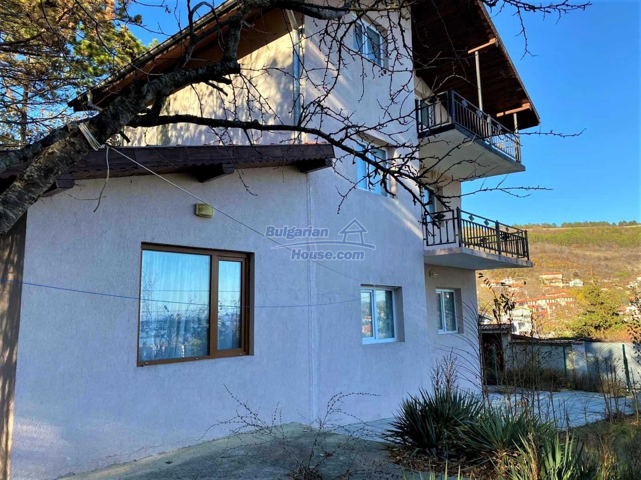 Къщи за продан до Добрич - 14363