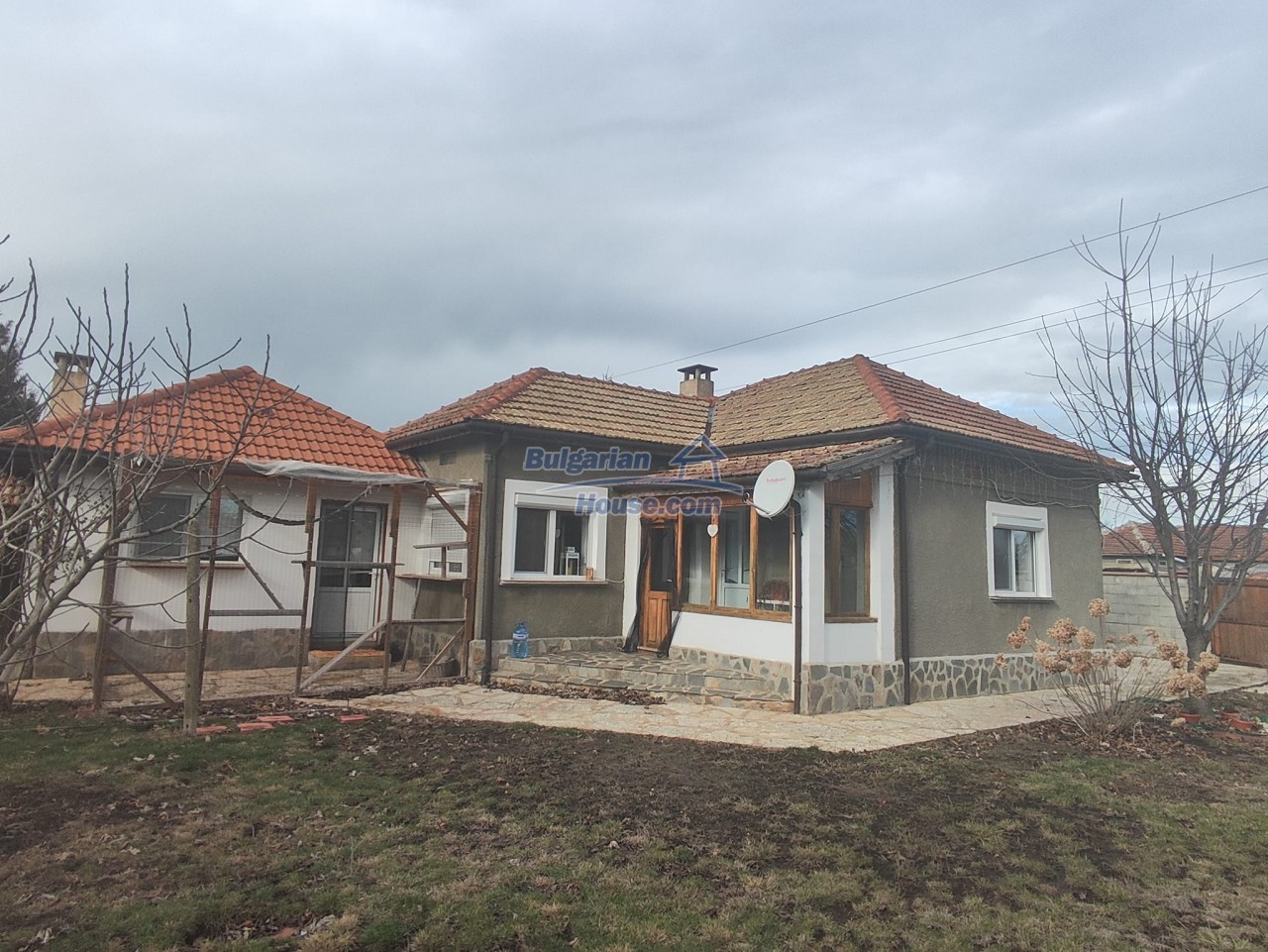 Къщи за продан до Добрич - 14895
