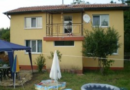Houses for sale near Slivnitsa - 11633