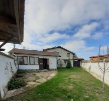 Houses for sale near Varna - 13327