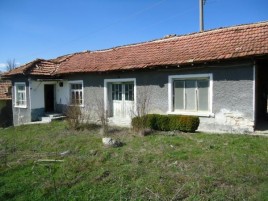 Houses for sale near Provadia - 14670