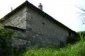 Thee hous