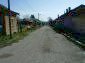 The road leading to the house