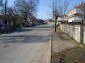 The road leading to the house