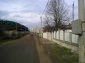 The road leading to the house
