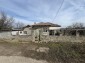 14757:6 - A country property with a large yard by the sea