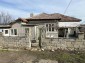 14757:15 - A country property with a large yard by the sea