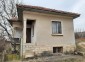 14772:10 - Village house 30 km from Vratsa with nice views near river 
