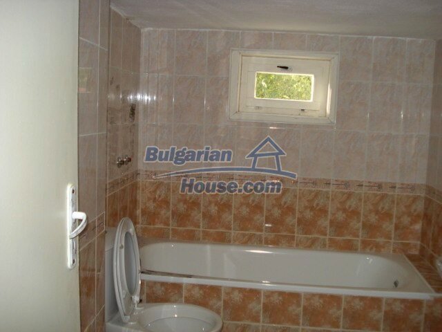 5477:6 - Cozy bulgarian house for sale in Elhovo region