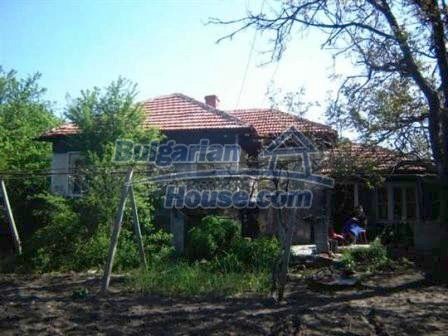 9264:1 - Buy cheap house in Bulgaria located in Sliven region