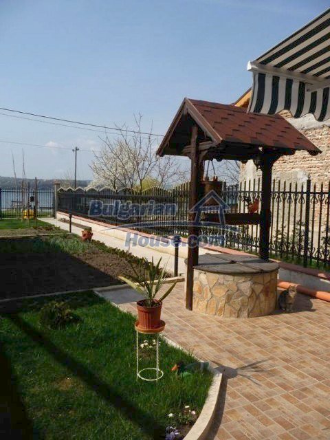 9457:17 - Болгарский дом на берегу озера Варна