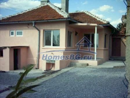 9652:1 - Кирпичный дом на продажу в 13 км от Елхово - Болгария