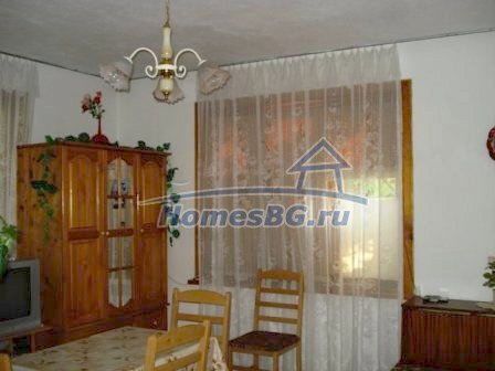 9687:20 - Продажа болгарского дома недалеко от города Елхово