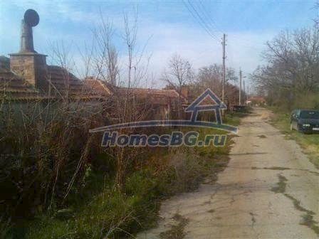 9753:2 - Это старый болгарский крепкий дом на продажу