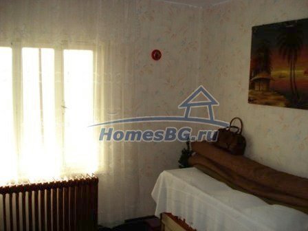 9759:15 - Двухэтажный болгарский дом на продажу в 17 км от Елхово