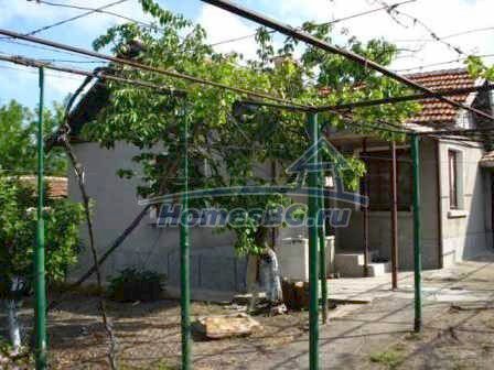 9775:1 - Красивый болгарский дом на продажу в деревне Сламино