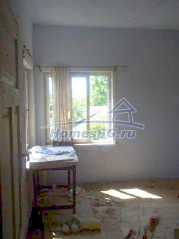 9778:12 - Предлагаем на продажу кирпичный дом в болгарской деревне Срем