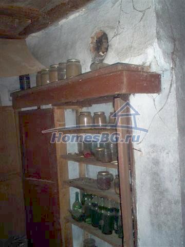 9778:19 - Предлагаем на продажу кирпичный дом в болгарской деревне Срем