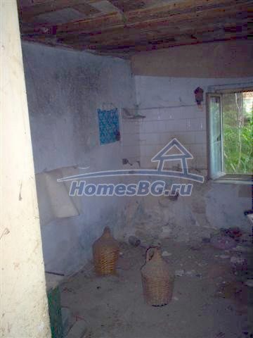 9778:20 - Предлагаем на продажу кирпичный дом в болгарской деревне Срем