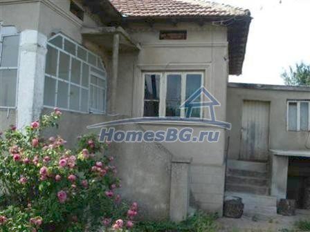 9784:3 - Болгарский дом для продажи в деревне, в 12 км от г. Каварна!