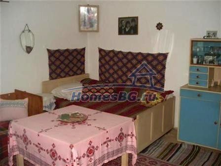 9784:14 - Болгарский дом для продажи в деревне, в 12 км от г. Каварна!