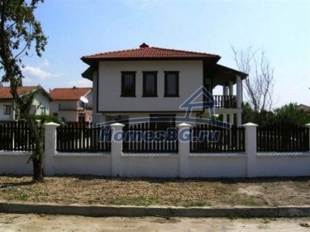 9786:16 - Мы предлагаем Вам купить новый дом в  болгарском стиле