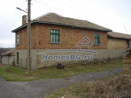 9788:2 - Двухэтажный дом для продажи в деревне, в 20 км от Попово!
