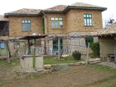 9788:11 - Двухэтажный дом для продажи в деревне, в 20 км от Попово!