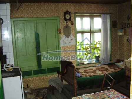 9788:24 - Двухэтажный дом для продажи в деревне, в 20 км от Попово!