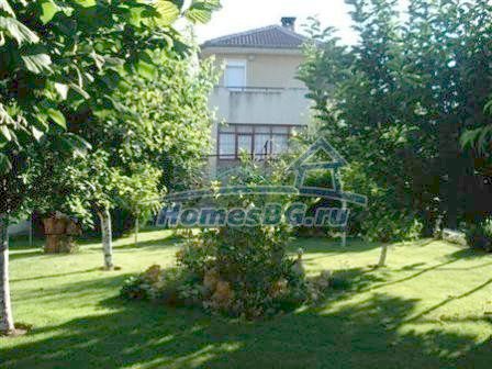 9795:11 - Болгарский дом для продажи в живописной деревне до Добрич!