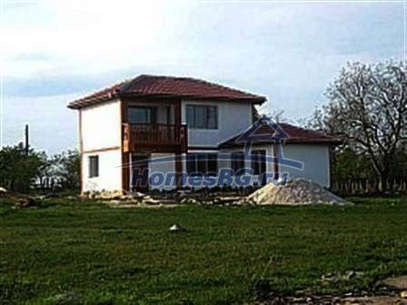 9803:5 - Недавно построенный дом в болгарском стиле для продажи