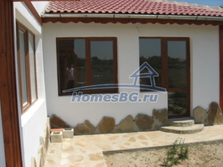 9803:8 - Недавно построенный дом в болгарском стиле для продажи