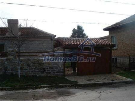 9805:10 - Продажа недвижимости в Болгарии в уютной  деревне