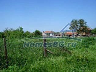 9816:4 - Продается массивный кирпичный дом в красивом болгарском селе