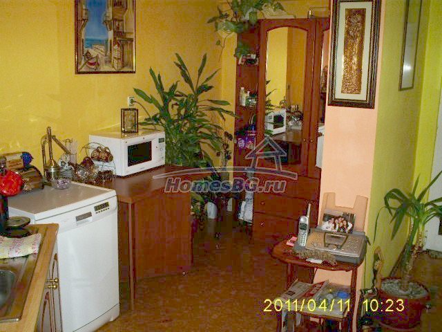 9830:7 - Продавается квартира в Болгарии в центре приморского города Бург