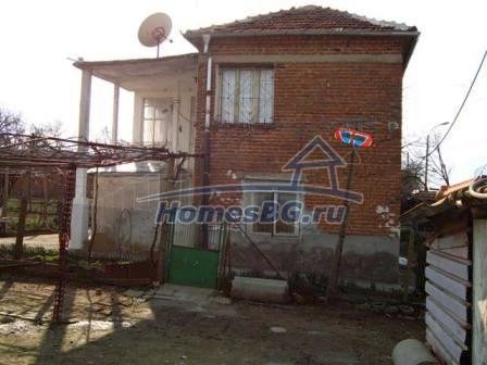 9836:11 - Кирпичый дом на продажу в живописной болгарской деревне