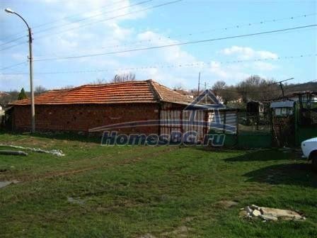 9836:3 - Кирпичый дом на продажу в живописной болгарской деревне