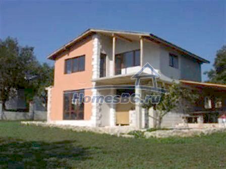 9856:2 - Продаeтся двухэтажный дом в Болгарии возле Варны