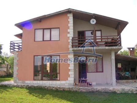 9856:1 - Продаeтся двухэтажный дом в Болгарии возле Варны