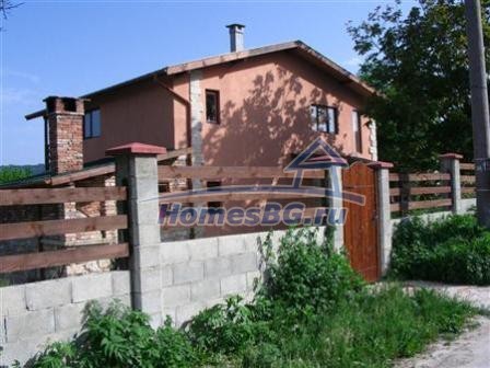 9856:8 - Продаeтся двухэтажный дом в Болгарии возле Варны