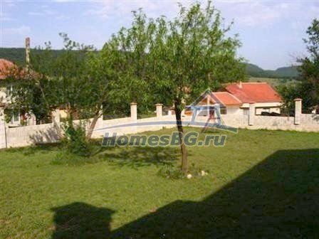 9856:18 - Продаeтся двухэтажный дом в Болгарии возле Варны