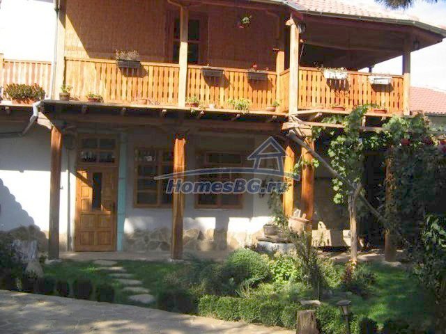 9884:1 - Купите Болгарский дом с уютный камин вблизи города Добрич!