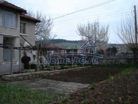 9887:28 - Хорошая недвижимость в Болгарии на продажу с большим садом