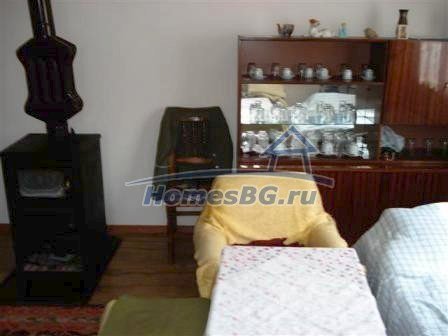 9894:20 - Предлагаем Вам уютный дом для продажи с мебелью вблизи Добрич