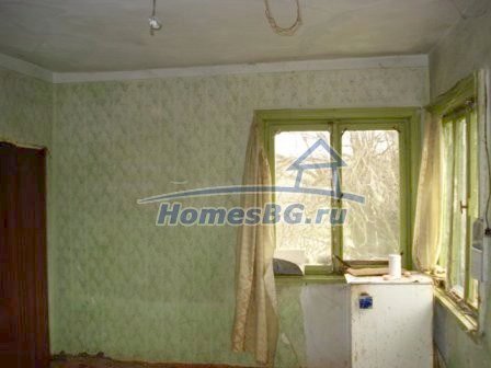 9902:7 - Дешевый небольшой кирпичный дом на продажу в Болгарии